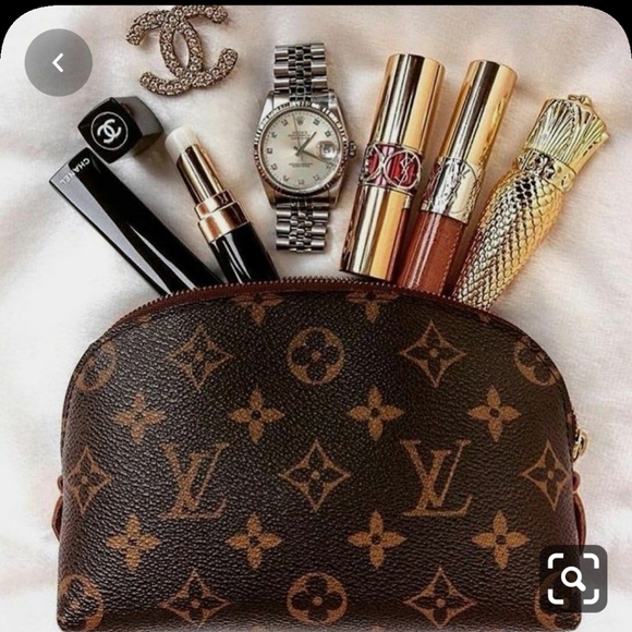 PLEASE HELP‼️Looking for a LV pochette or makeup b - Picture 2 of 4